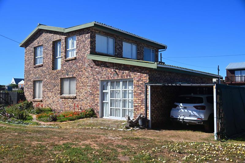 5 Bedroom Property for Sale in Strandfontein Western Cape
